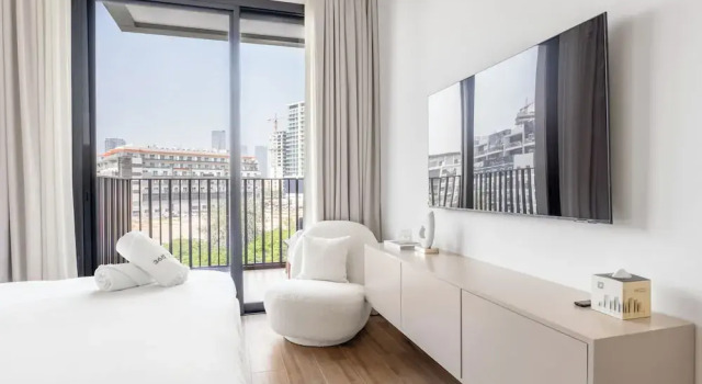JVC Gem 2BR w maidsroom - Oakley Square