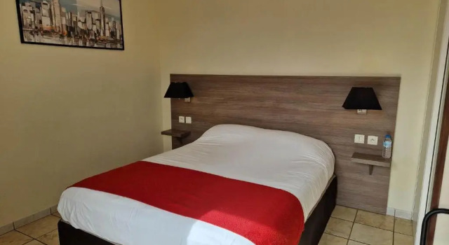 Двухместный номер Standard Hôtel Restaurant Logis Le Relais du Vivarais