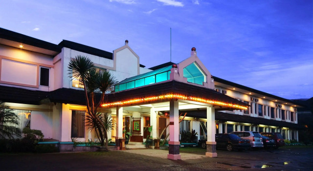 Standard Doppel Zimmer Parama Hotel Puncak