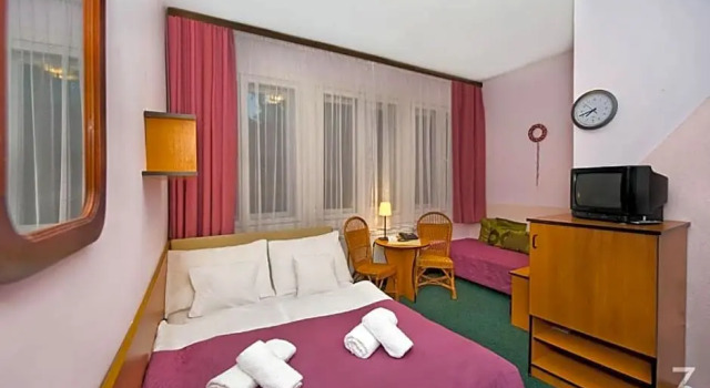 Dom Wypoczynkowy Helunia, Book Hotel Hel 