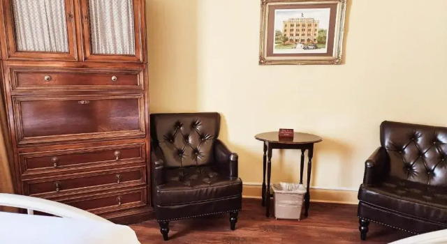 Четырёхместный номер Standard The Faust Hotel