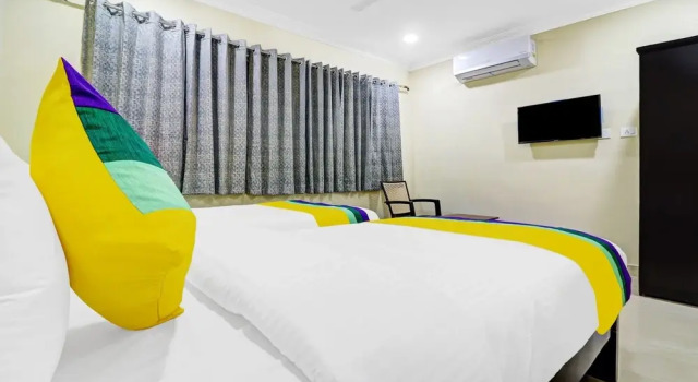 Itsy by Treebo - 99 Inn Hitech City, Rezerwuj Hotel Hajdarabad 