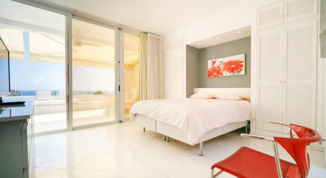 Magnifique Bungalow 150 m2 Marazul del sur C209, Book Hotel Hotels in Tenerife with Parking, Parking