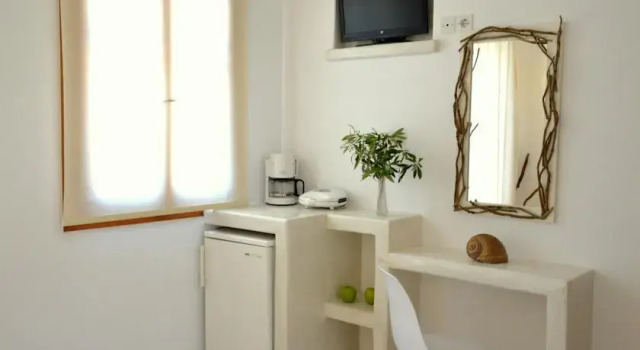 Niki Rooms