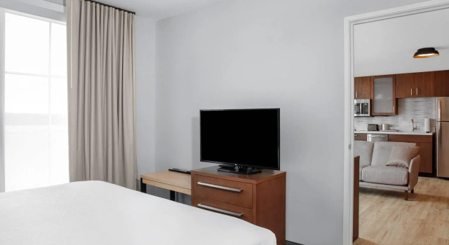 Двухместный люкс Executive c 1 комнатой с балконом Residence Inn by Marriott Norwalk
