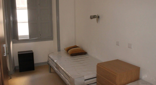 Be Coimbra Hostels