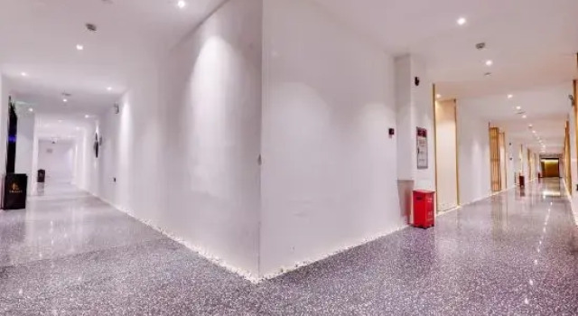 Guiyuan Homestay (Zhaoqing Qixingyan Xinghu Scenic Area Branch), Book Hotel Hotels in Zhaoqing with a Pool, Swimming Pool