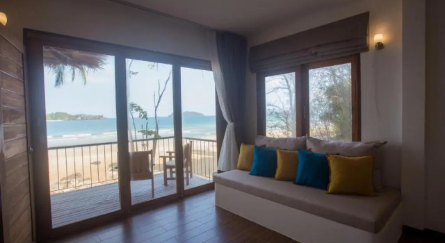 the nest private beach resort, Rezervovat Lázně / Resort Hotely v Chumphon s bazénem, Bazén
