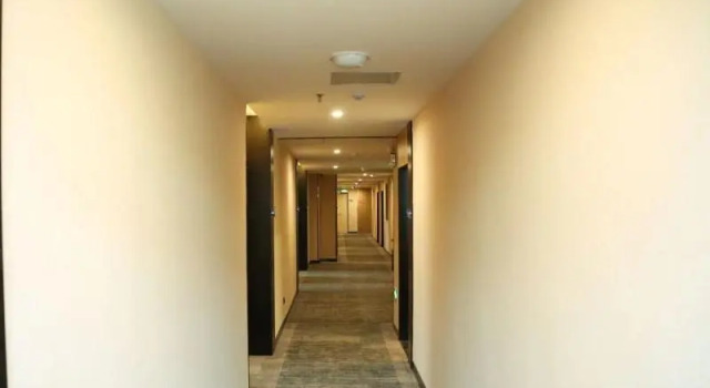 Green Tree Inn Anqing Susong County Business and Trade City High-Speed Railway Station, Rezerwuj Hotel Anqing Anhui