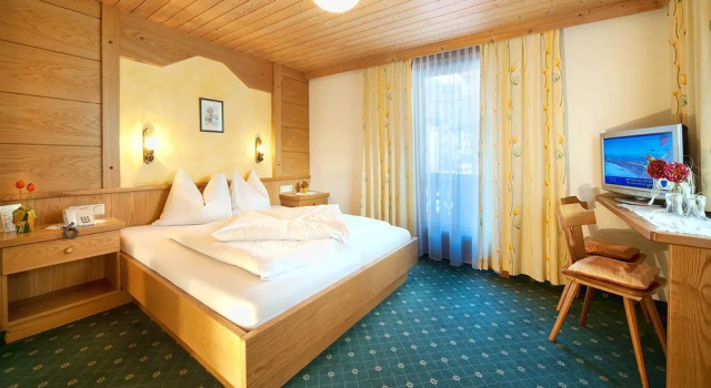 Hotel Kössler, Buchen Sie Hotel Tux Hintertuxer Gletscher