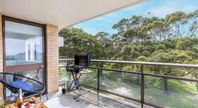 11 'Intrepid' , 3 Intrepid Close - Absolute Beachfront Bliss