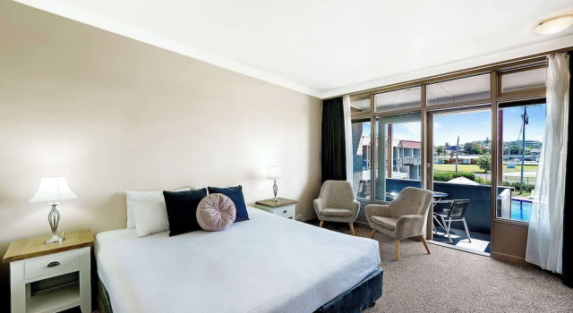 Двухместный номер Standard с видом на бассейн Comfort Resort Waters Edge
