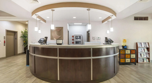 Comfort Suites At WestGate Mall, Book Hotel Spartanburg South Carolina