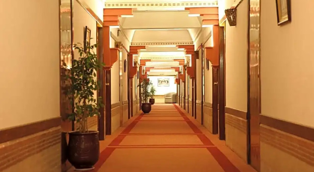 Одноместный номер Standard с балконом и с красивым видом из окна Hotel Transatlantique
