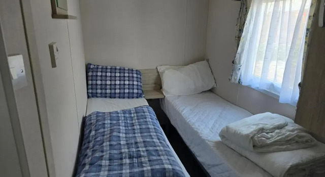 Castaways Holiday Park