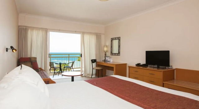 Шестиместный семейный номер Standard See Fox Hill Resort