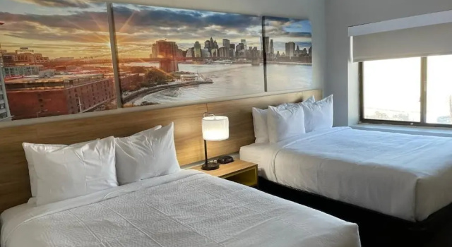 Четырёхместный номер Days Inn & Suites by Wyndham Jamaica JFK Airport