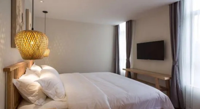 Люкс Helen Jiangnanfeng Art Hotel (Guangzhou University Town Store)