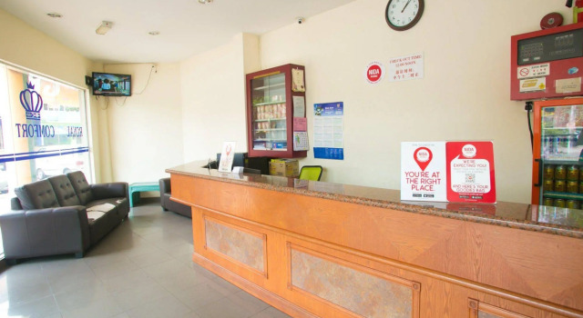 沙阿朗姆色帕度恩加尔尼达酒店- 斯里慕达凯富酒店(Nida Rooms Shah Alam Sepadu Unggul at Comfort Hotel Sri Muda)