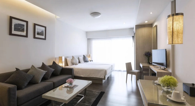 Люкс с видом на город Kantary 304 Hotel Prachinburi