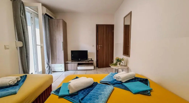 Апартаменты с 2 комнатами с балконом Apartments Maša