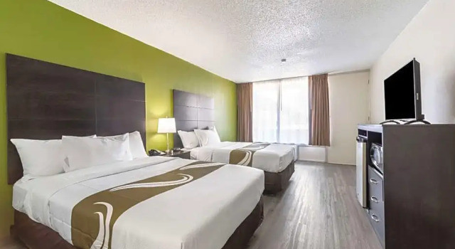 Люкс Superior Quality Inn & Suites Vandalia near I-70 and Hwy 51