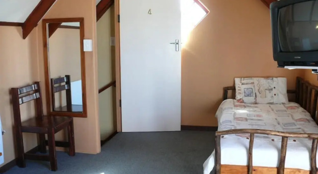 Двухместный семейный номер Standard Whalers B&B