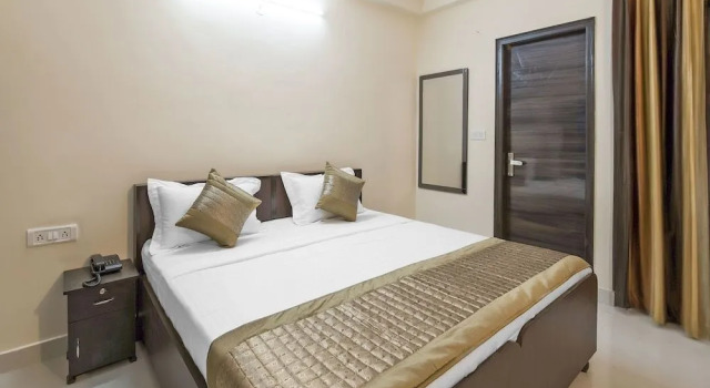 The Quba International By OYO Rooms, Забронировать Отель Отели Нью-Дели с парковкой, Парковка
