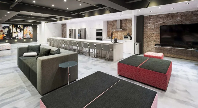 Prezidentský Apartmán 4 pokoje Holland Hotel by Simplissimmo