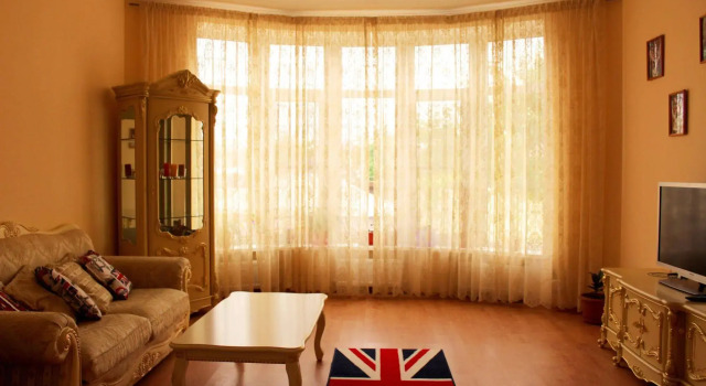 Sherlock Homes Art Hostel