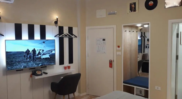 Three Dolphins Family Hotel