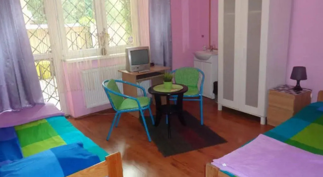 Hostel Taurus, Забронировать Хостел Хостелы Кракова, рядом с Базилика святой Марии, Хостел