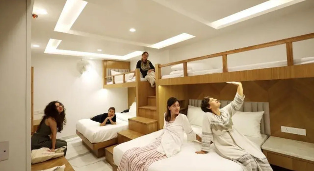 Четырёхместный номер Superior Hotel Namaste Hindustan