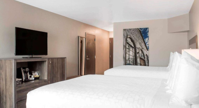 Люкс Superior Copper King Convention Center, an Ascend Collection Hotel