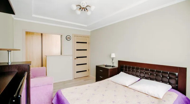 Apartment bureau EasyRent on st. Kudasheva, 110, Prenota Appartamento Tolyatti 