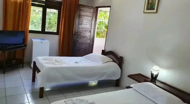 Pousada e restaurante tabuba BEACH, Забронировать Отель Отели Барра-ди-Санту-Антониу с бассейном, Бассейн