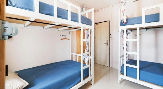 Кровать в общем номере (женский номер) Nakara Hostel