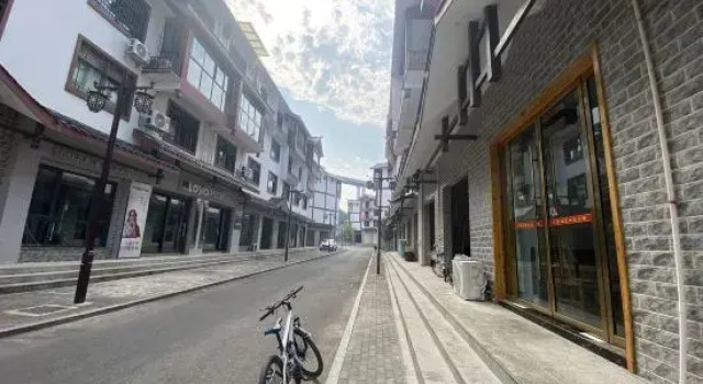 Li's Courtyard Inn, Prenota Hotel Hotel a Hunan con parcheggio, Parcheggio