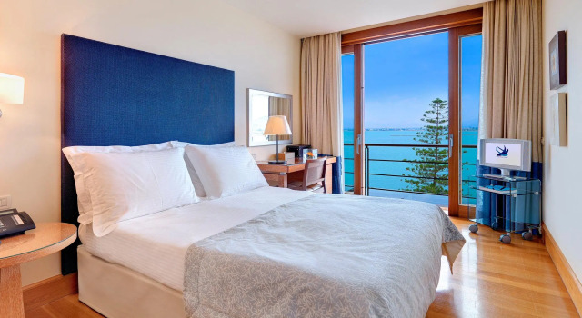 Номер Deluxe с видом на море Amphitryon Hotel