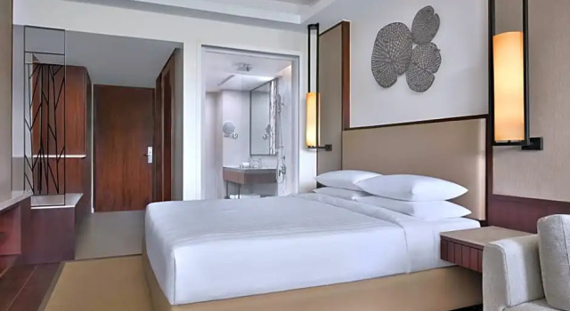 Номер Standard с балконом и с видом на горы Courtyard by Marriott Mahabaleshwar