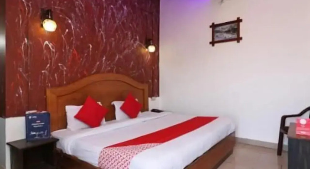Hotel Parth