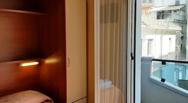 Двухместный номер Economy с балконом Hotel Originale by ALEhotels