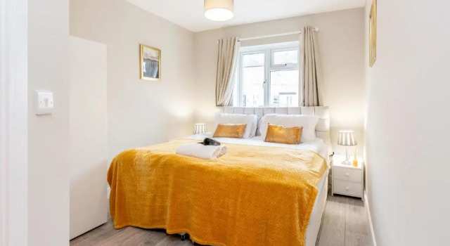 Dartford, Kent - Modern 2Bd 2Bath En-Suite Bungalow M25 Bluewater, Rezervați Hotel Hoteluri și cazare în Dartford, Hotel