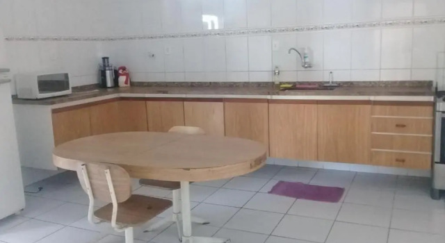 Casarão com piscina e churrasqueira, Забронировать Отель Отели штата Рио-де-Жанейро с парковкой, Парковка