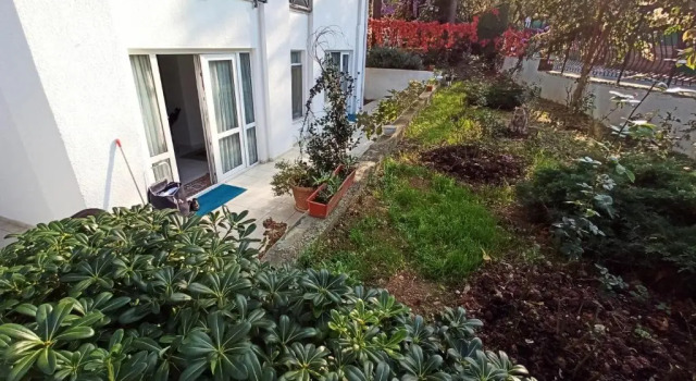 Апартаменты Garden flat in Prince islands, Heybeliada