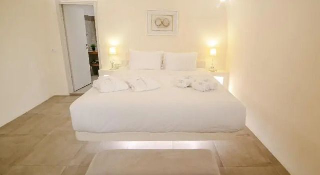 Номер Standard с балконом и с видом на море Oia Mare Villas