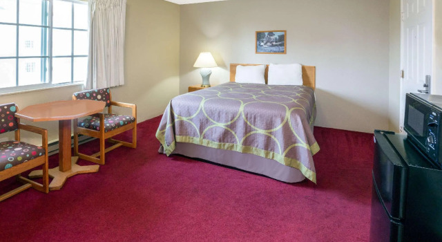 Двухместный номер Standard Super 8 by Wyndham Crescent City