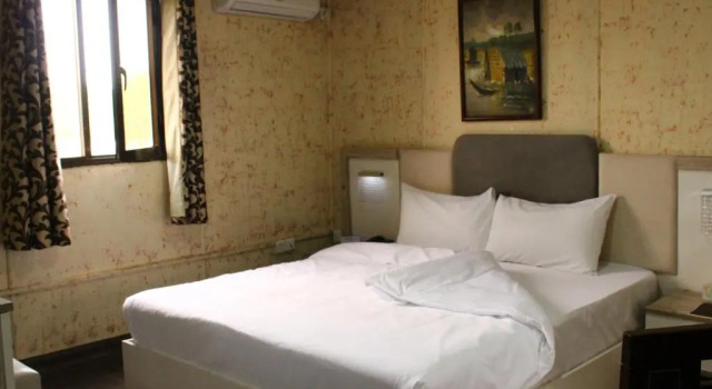 Номер Superior Baghdad International Airport Hotel