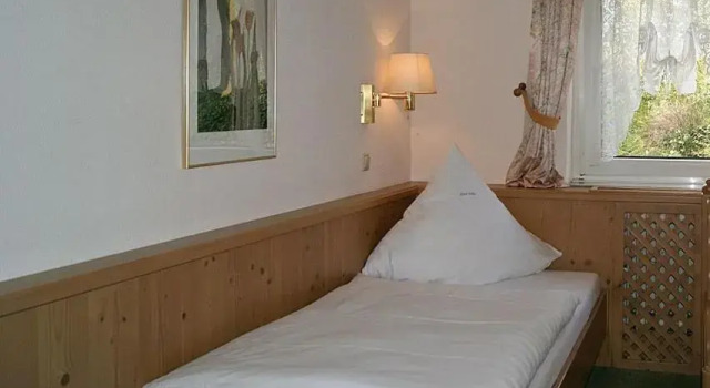 Трёхместный номер Standard Hotel Keller