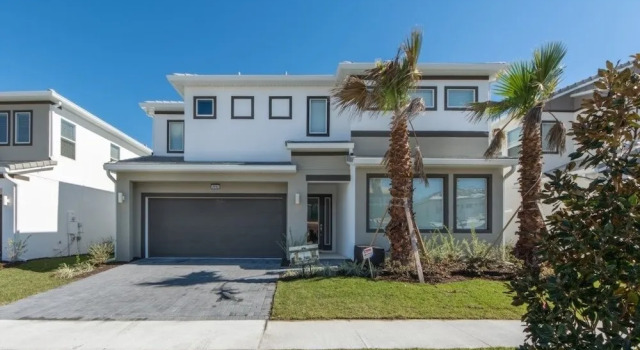 Brand New Resort Private Pool, Game Room! 6 Bedroom Home